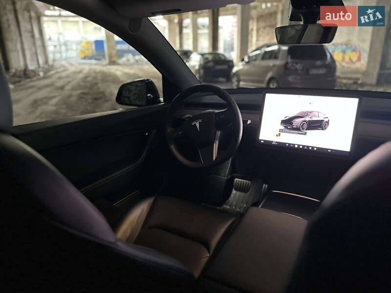 Внедорожник / Кроссовер Tesla Model Y 2022 в Львове