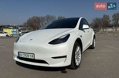 Внедорожник / Кроссовер Tesla Model Y 2023 в 