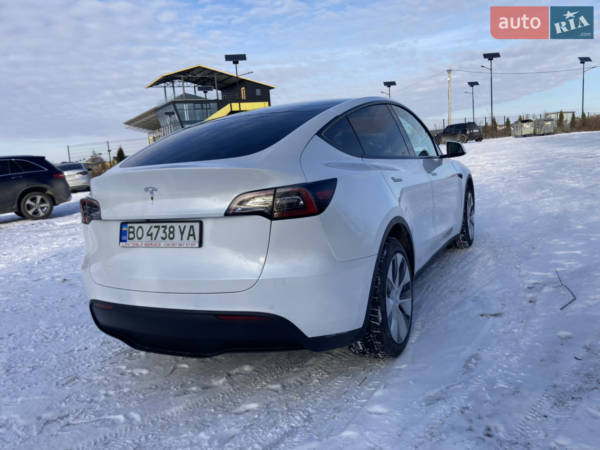 2020 Tesla Model Y - мініатюра 4