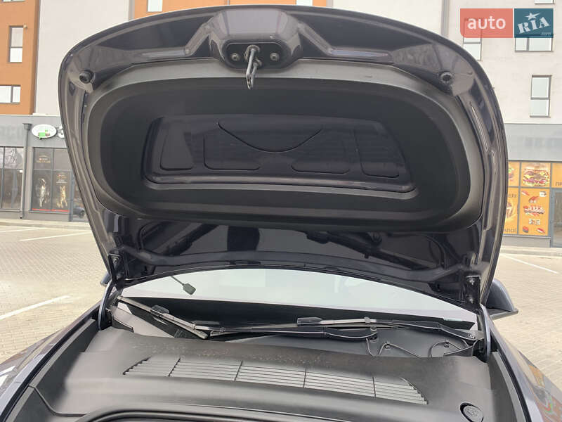 Внедорожник / Кроссовер Tesla Model Y 2022 в Днепре