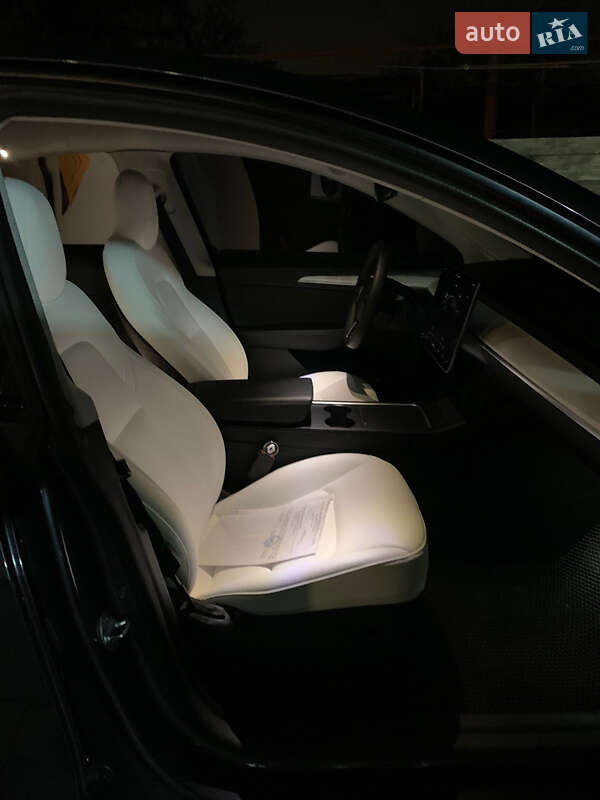 Внедорожник / Кроссовер Tesla Model Y 2022 в Днепре