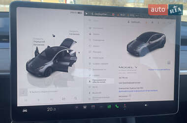 Внедорожник / Кроссовер Tesla Model Y 2022 в 