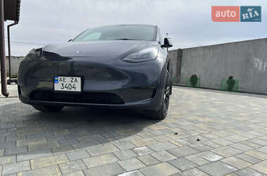 Внедорожник / Кроссовер Tesla Model Y 2023 в 