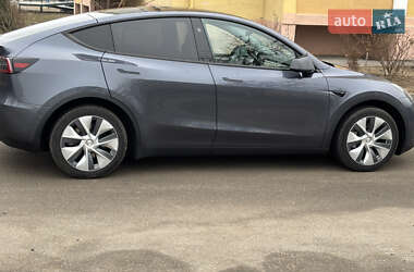 Внедорожник / Кроссовер Tesla Model Y 2023 в 