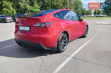 Внедорожник / Кроссовер Tesla Model Y 2021 в 