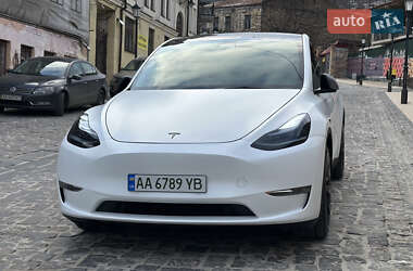 Внедорожник / Кроссовер Tesla Model Y 2023 в Киеве