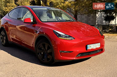 Внедорожник / Кроссовер Tesla Model Y 2022 в Ровно