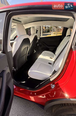 Позашляховик / Кросовер Tesla Model Y 2022 в 