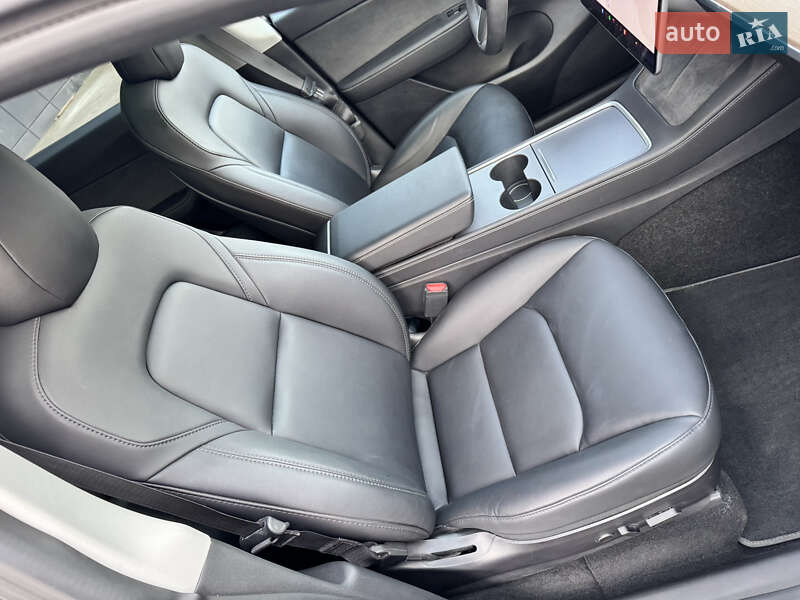Внедорожник / Кроссовер Tesla Model Y 2021 в Одессе фото 42 Внедорожник / Кроссовер Tesla Model Y 2021 в Одессе