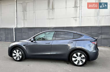 Внедорожник / Кроссовер Tesla Model Y 2021 в 