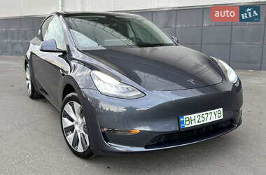 Внедорожник / Кроссовер Tesla Model Y 2021 в 