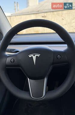 Позашляховик / Кросовер Tesla Model Y 2023 в 