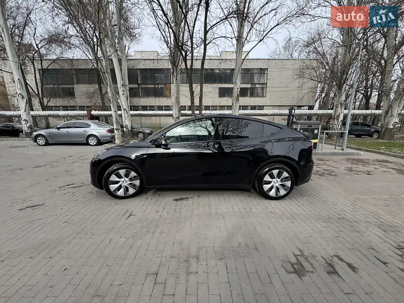 Внедорожник / Кроссовер Tesla Model Y 2022 в 