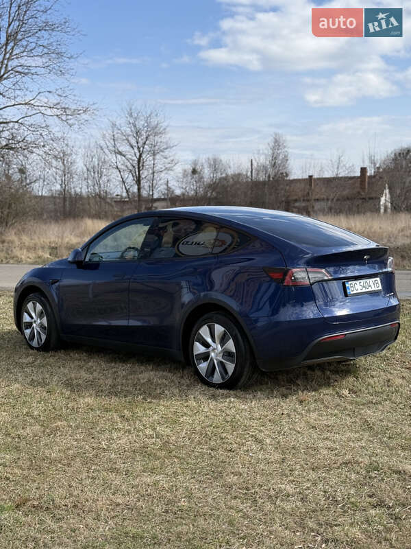 Внедорожник / Кроссовер Tesla Model Y 2023 в Стрые