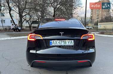 Внедорожник / Кроссовер Tesla Model Y 2022 в 