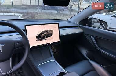 Внедорожник / Кроссовер Tesla Model Y 2022 в 