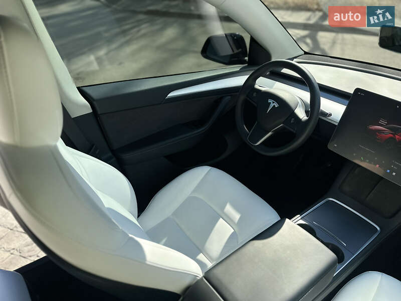 Внедорожник / Кроссовер Tesla Model Y 2022 в Днепре