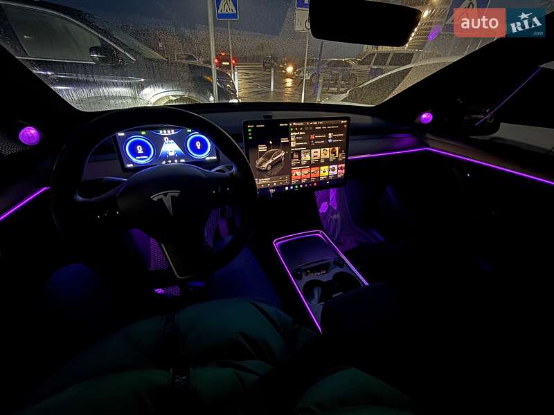 Позашляховик / Кросовер Tesla Model Y 2022 в Полтаві