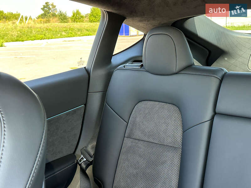 Позашляховик / Кросовер Tesla Model Y 2022 в Полтаві