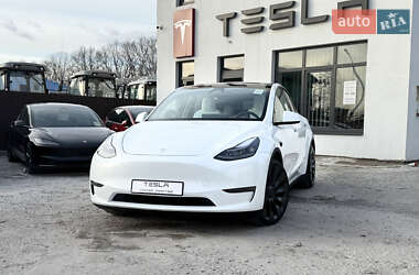 Внедорожник / Кроссовер Tesla Model Y 2024 в 