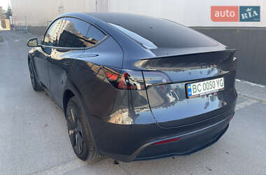Внедорожник / Кроссовер Tesla Model Y 2024 в 