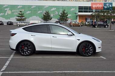 Внедорожник / Кроссовер Tesla Model Y 2020 в 