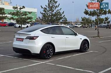 Внедорожник / Кроссовер Tesla Model Y 2020 в 