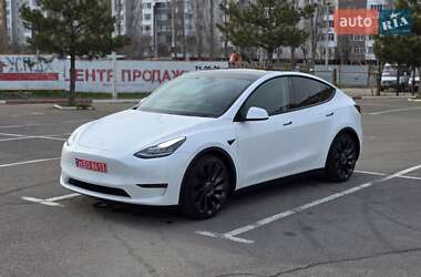 Внедорожник / Кроссовер Tesla Model Y 2020 в 