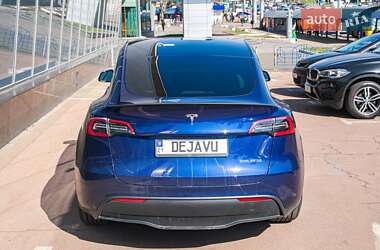 Внедорожник / Кроссовер Tesla Model Y 2022 в 