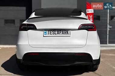 Внедорожник / Кроссовер Tesla Model Y 2023 в 