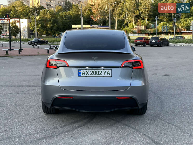 Внедорожник / Кроссовер Tesla Model Y 2023 в Харькове