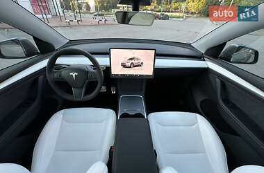 Позашляховик / Кросовер Tesla Model Y 2023 в 