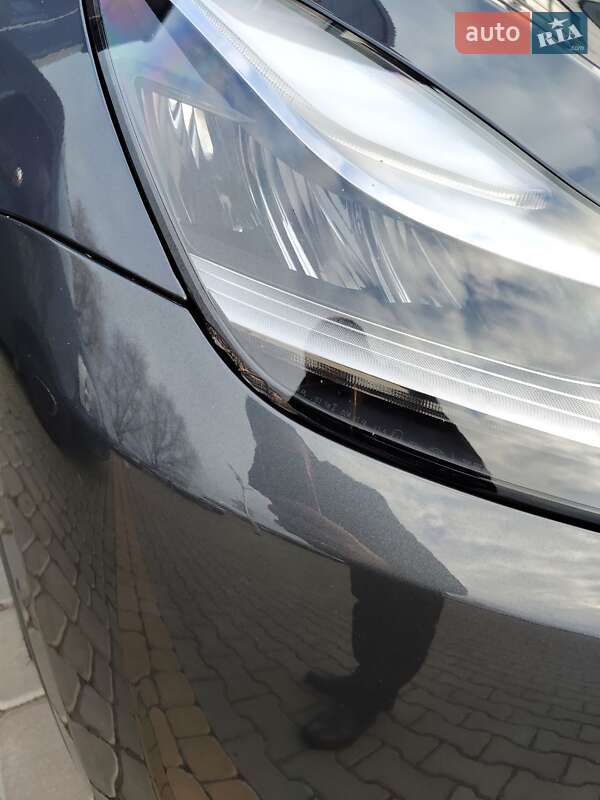 Внедорожник / Кроссовер Tesla Model Y 2022 в Львове