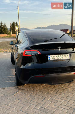 Внедорожник / Кроссовер Tesla Model Y 2020 в 