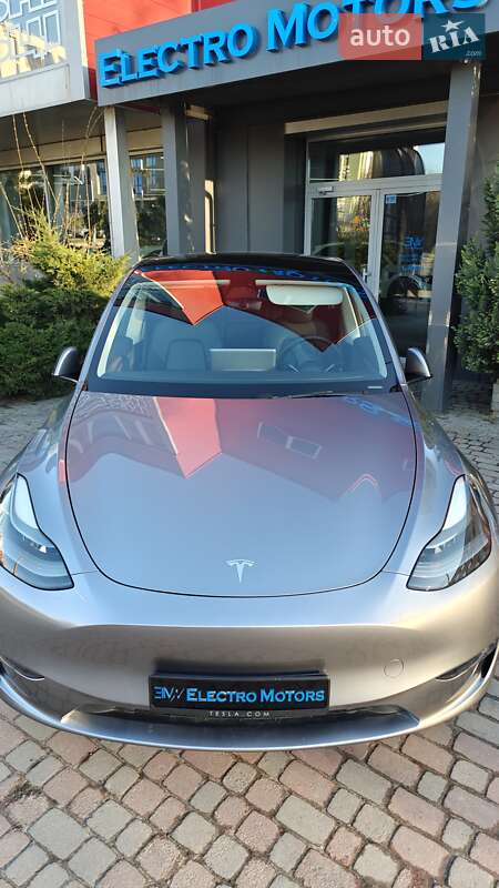 Позашляховик / Кросовер Tesla Model Y 2023 в Львові