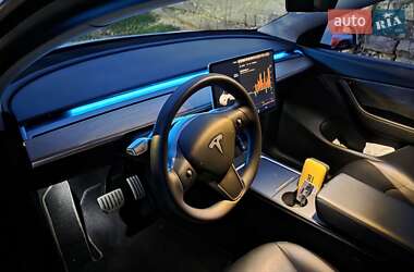 Внедорожник / Кроссовер Tesla Model Y 2020 в 