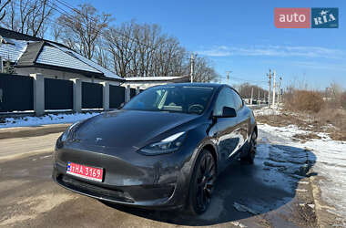 Внедорожник / Кроссовер Tesla Model Y 2024 в 