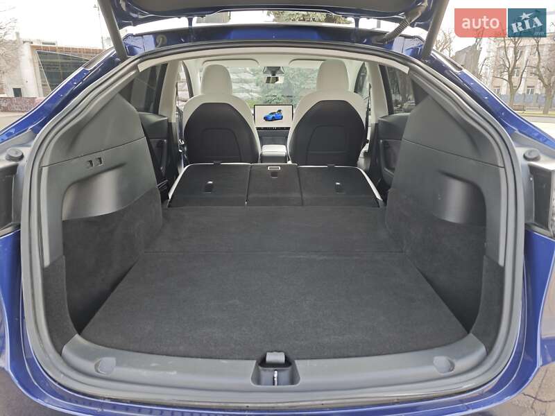 Внедорожник / Кроссовер Tesla Model Y 2022 в Черкассах