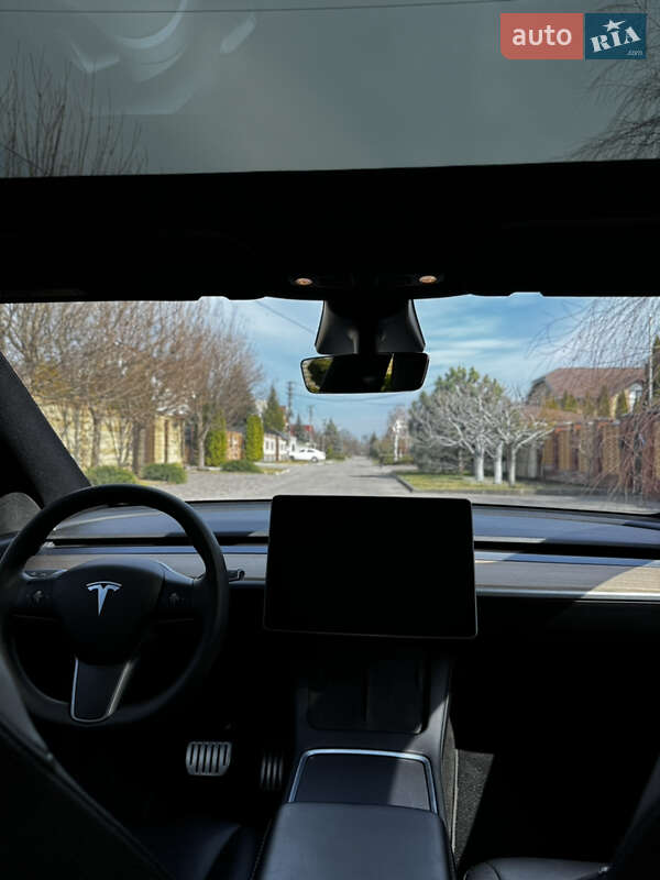 Внедорожник / Кроссовер Tesla Model Y 2021 в Днепре