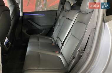 Внедорожник / Кроссовер Tesla Model Y 2025 в 