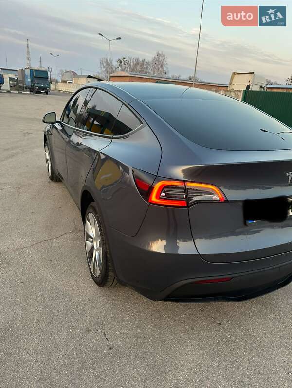 Внедорожник / Кроссовер Tesla Model Y 2023 в Коростене