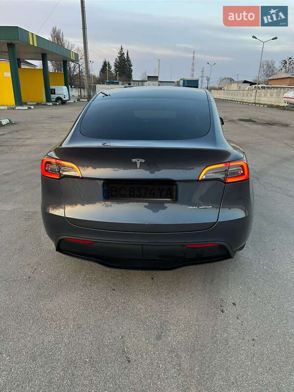 Внедорожник / Кроссовер Tesla Model Y 2023 в Коростене