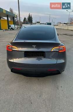 Внедорожник / Кроссовер Tesla Model Y 2023 в 