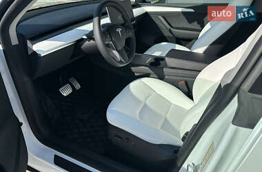Внедорожник / Кроссовер Tesla Model Y 2023 в 