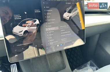 Внедорожник / Кроссовер Tesla Model Y 2023 в 