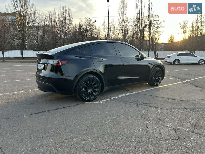 Внедорожник / Кроссовер Tesla Model Y 2020 в Кривом Роге