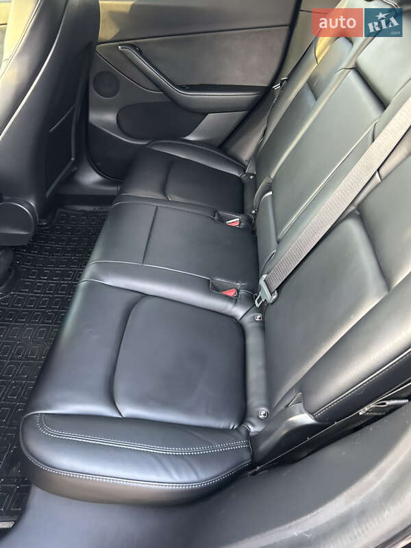 Внедорожник / Кроссовер Tesla Model Y 2020 в Кривом Роге