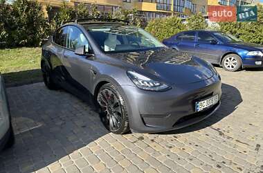 Внедорожник / Кроссовер Tesla Model Y 2020 в 