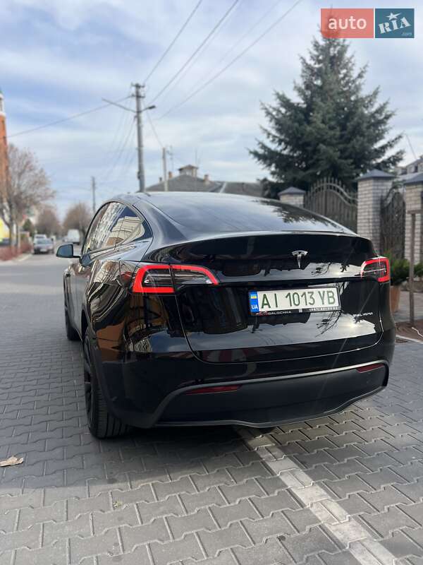 Позашляховик / Кросовер Tesla Model Y 2023 в Києві
