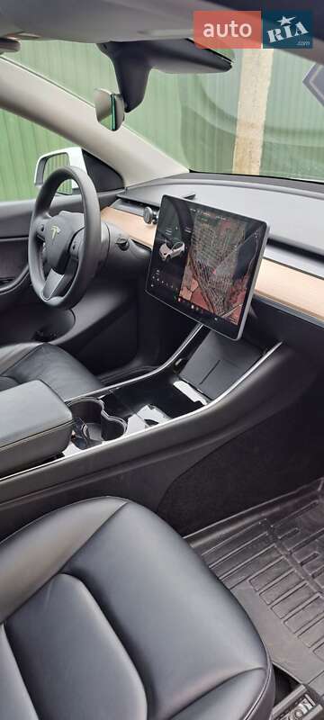 Внедорожник / Кроссовер Tesla Model Y 2020 в Хмельницком